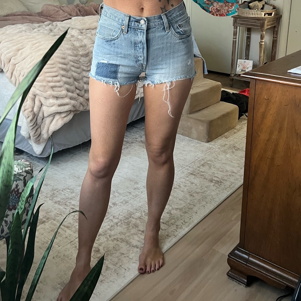 Levi's Floral Blue Crop Top